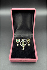 NJ Arts Yellow Gold Butterfly Bloom Charm Set 22kt NA Earring & Necklace Set