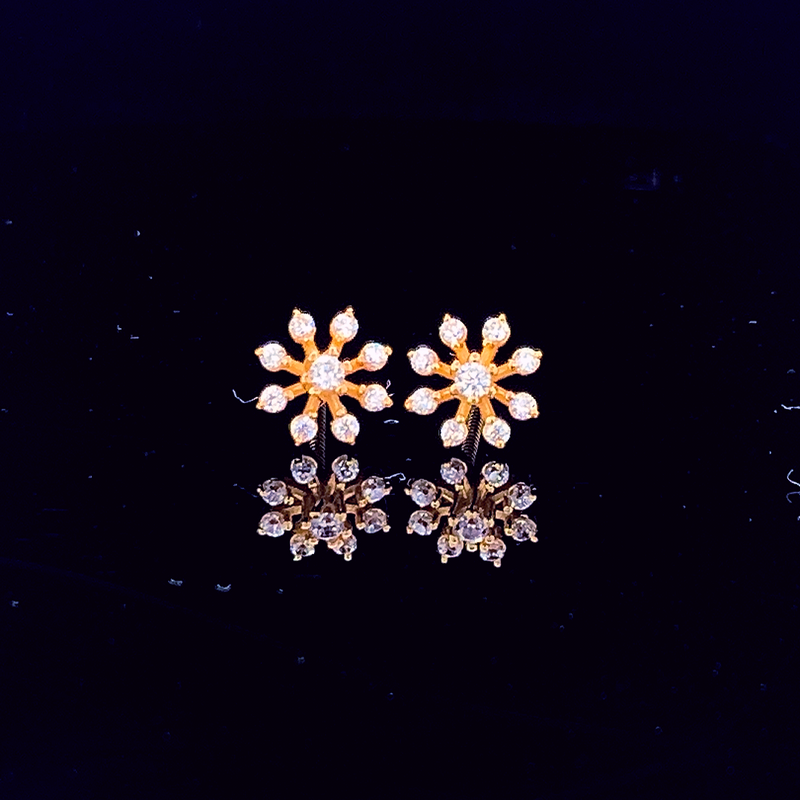 The Golden Ray Studs